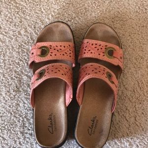 Women’s sandals